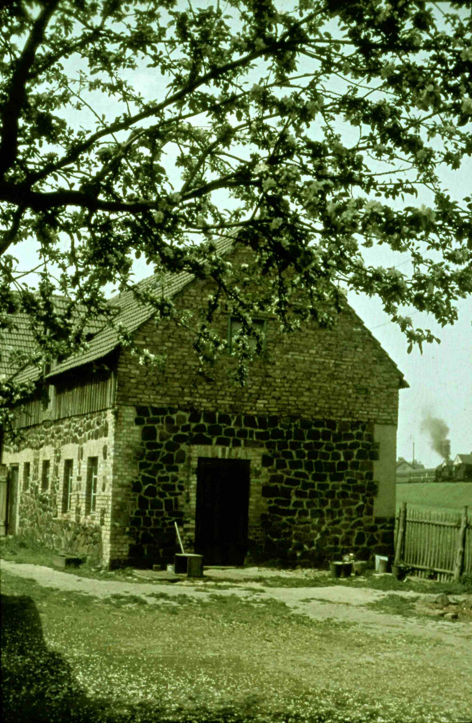 Stallung Belgershain, Oelzschauer Stra&szlig;e 2