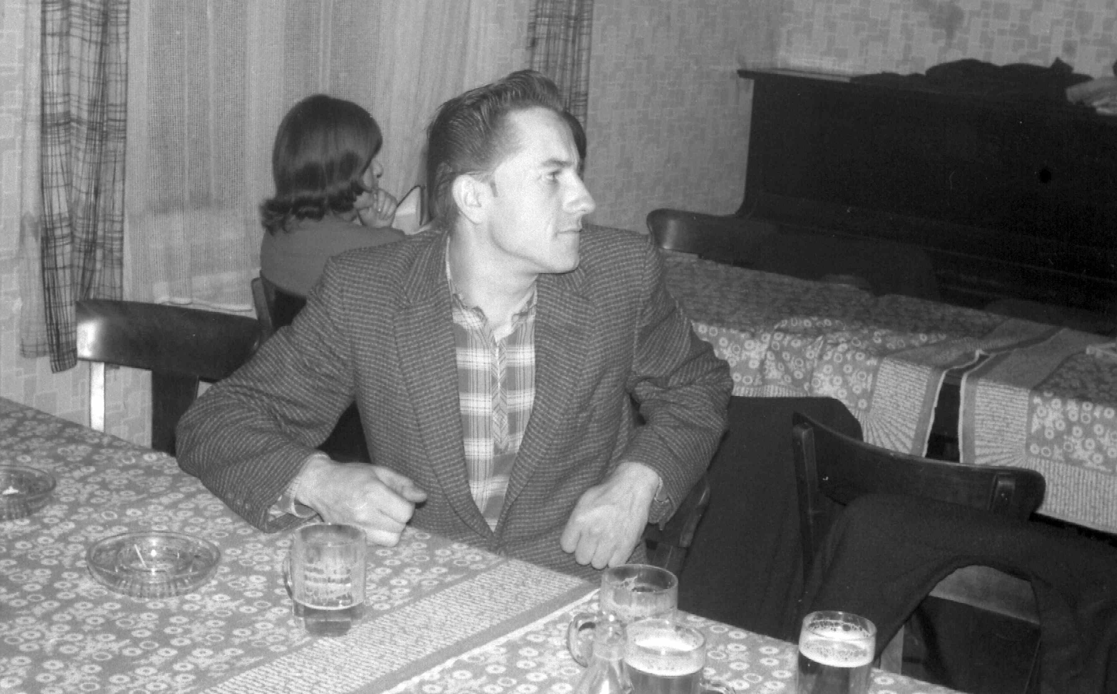 G&uuml;nter Sperling, Konsumgastst&auml;tte Belgershain